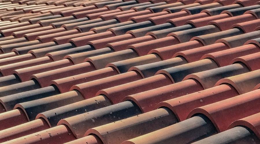 Colorbond-vs-Tile-Roofing