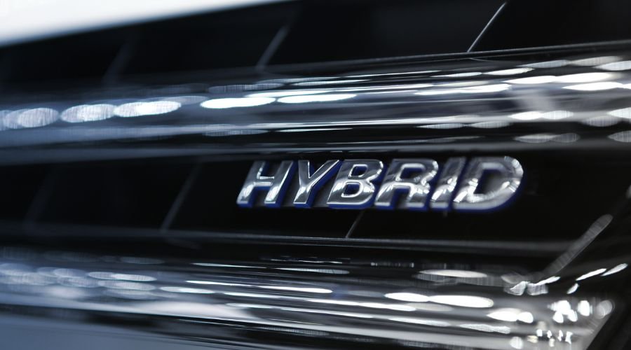 Hybrid-Flooring-Vs-Hardwood-Services-Sydney