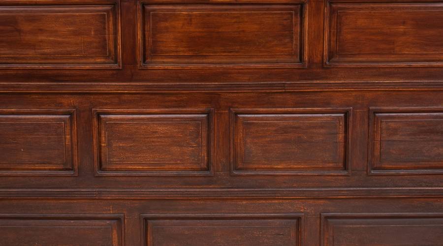 timber-paneling-feature-wall